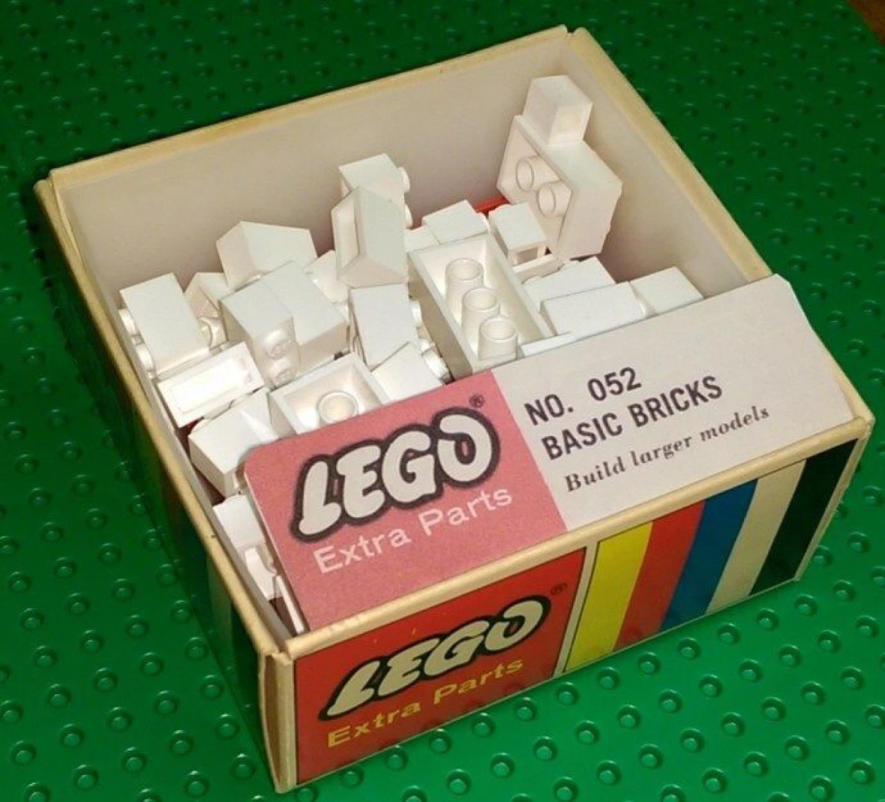 Lego Assorted Basic Bricks - White