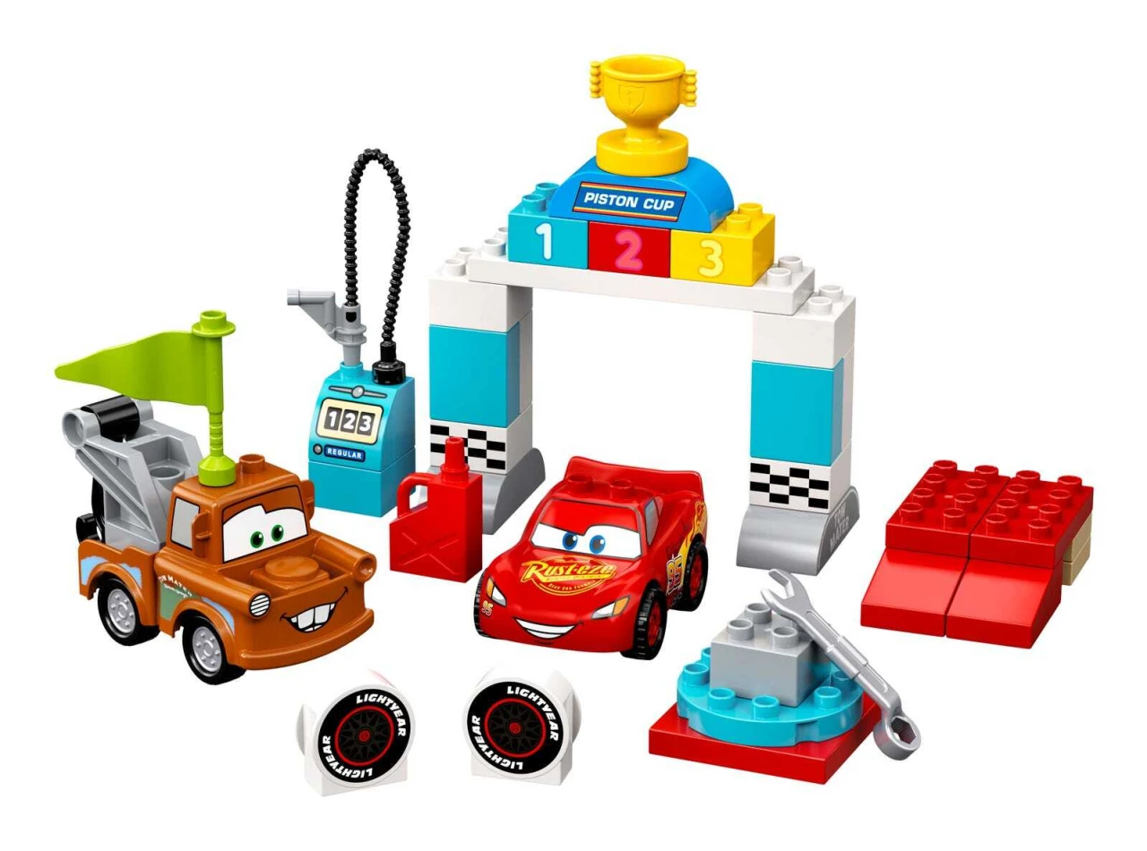 Lego Lightning McQueen's Race Day